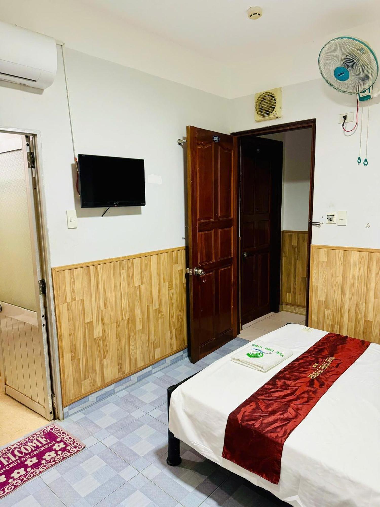 Hotel Tue Tinh Nha Trang Exteriér fotografie